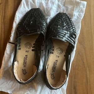 Authentic Black Leather Huaraches Sandals Size 6.5